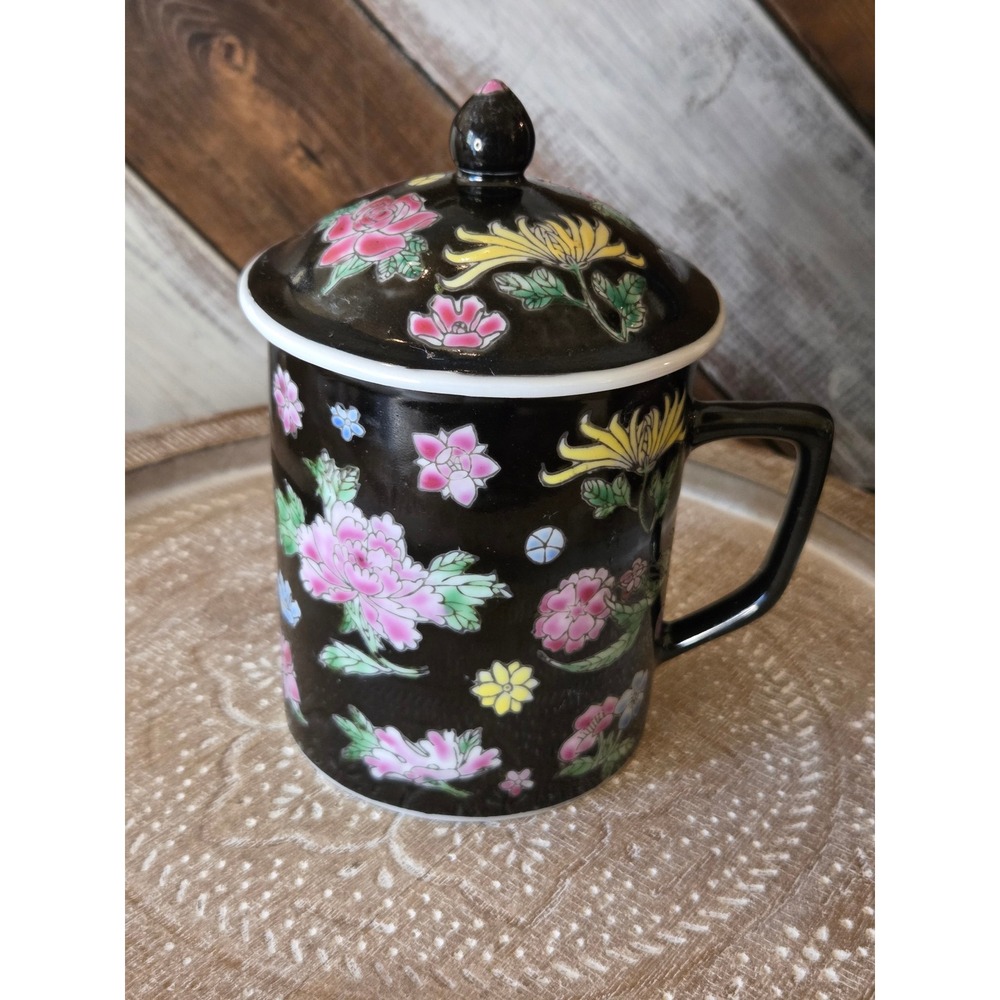 Vintage Chinese Famille Noire Porcelain Tea Mug with Lid Floral Jingdezhen Black
